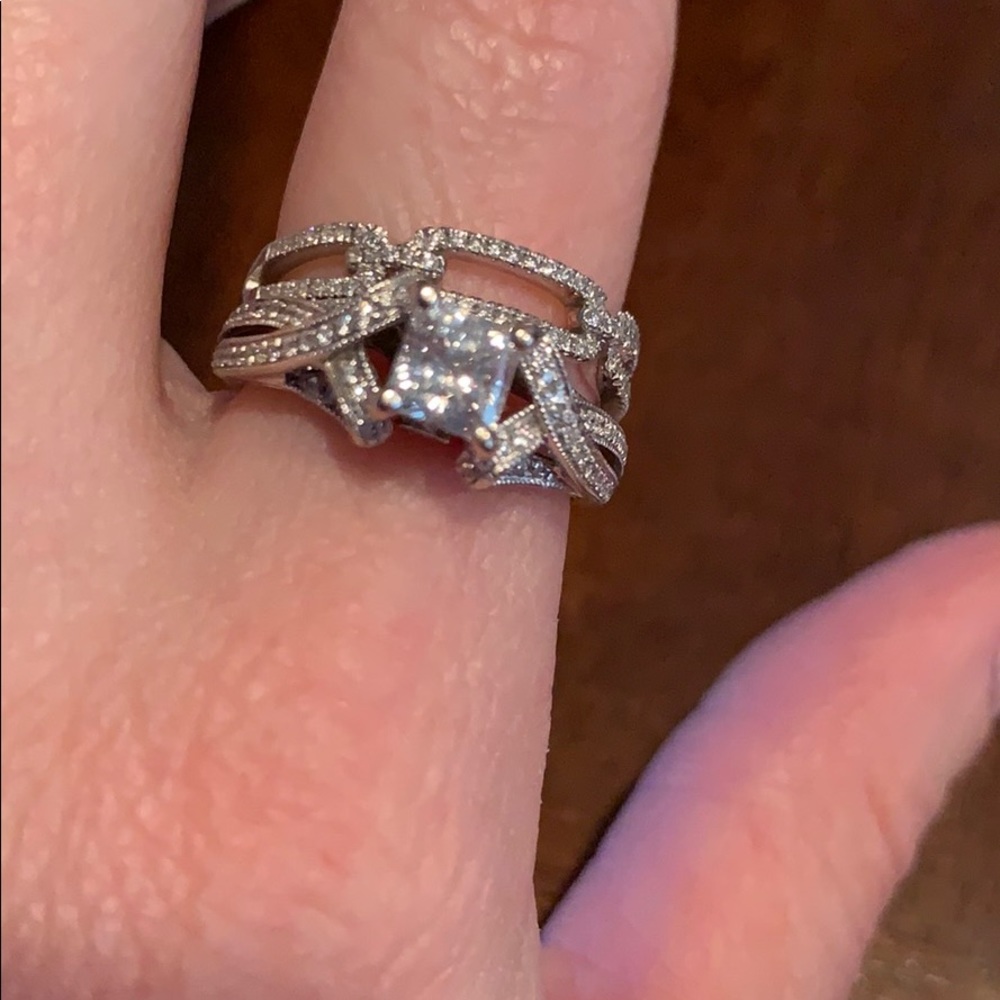 Diamond engagement ring